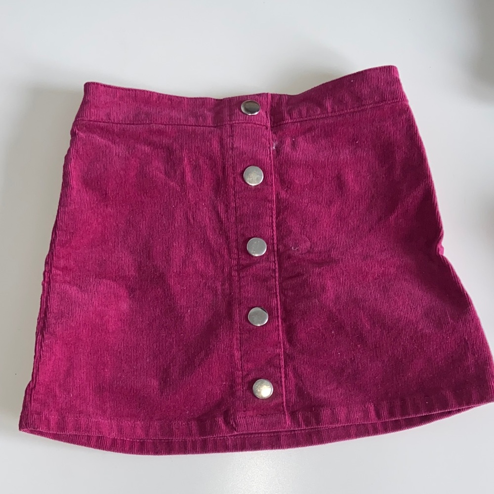 Stylish Pink Button-Up Skirt